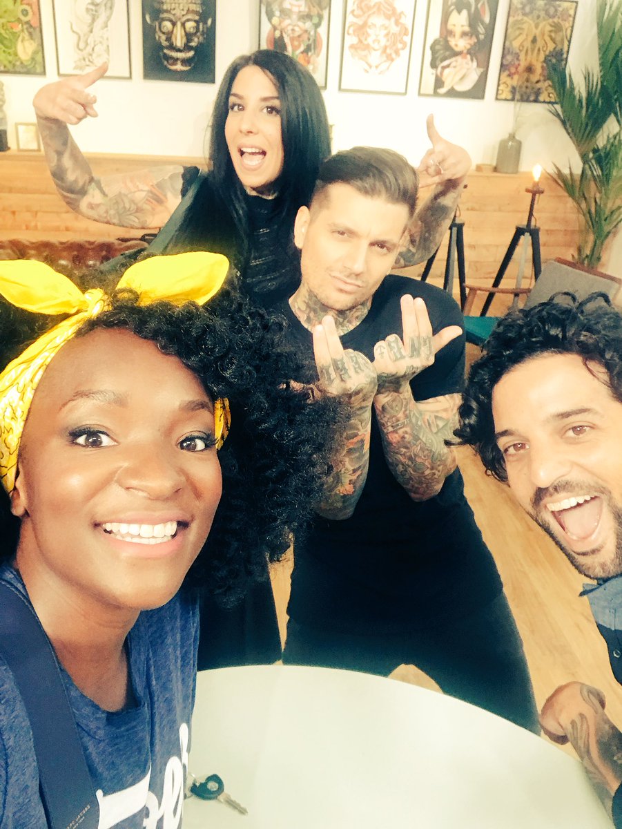 ceciledjunga's tweet photo. Yeah!✌️On est de retour pour la saison 2 de #tattoocover 🔥📺💉 #tournage #tattoo #tvshow #tfx #tf1 #amymymouse #diegomoraes #martyearly @tfx @Coyotegroup @TF1Pro https://t.co/2ZnLyKdmLr