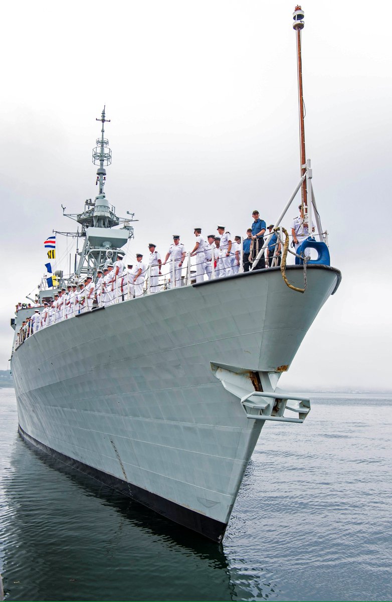 Canadian frigate HMCS St John's just returned to 🇨🇦Halifax, Canada after 6 months with the NATO Maritime forces. Many thanks to the crew of @HMCSSTJOHNS for their outstanding work with #NATO in the Baltic and Mediterranean Seas. #Jobwelldone !