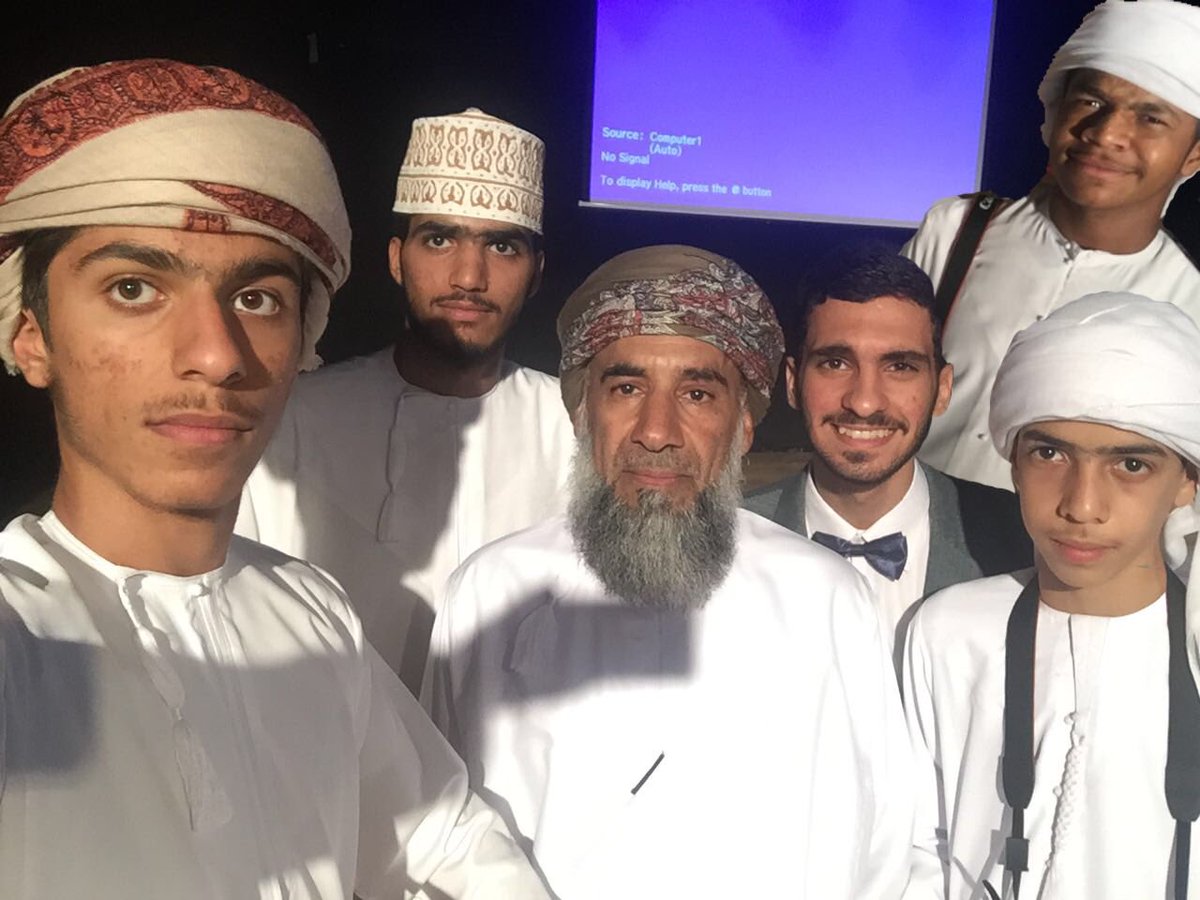 بعون الله وتوفيقه اختتمنا مركز الفاروق الصيفي
جهود جبارة كانت في الخفاء تحية عظيمة الى الجنود المجهولون الذي كانو يعملون في الخفاء
دمتم بود❤