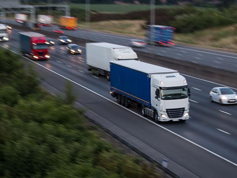 transenv's tweet photo. CO2 emissions of cars and vans in Europe need to go down 70% and trucks by 50% by 2030 if we want to meet Paris agreement goals, says @TheICCT's latest analysis. Ambitious #CO2 standards and electrification needed! 
https://t.co/S74qJFj2wG https://t.co/4A3C63VWhT