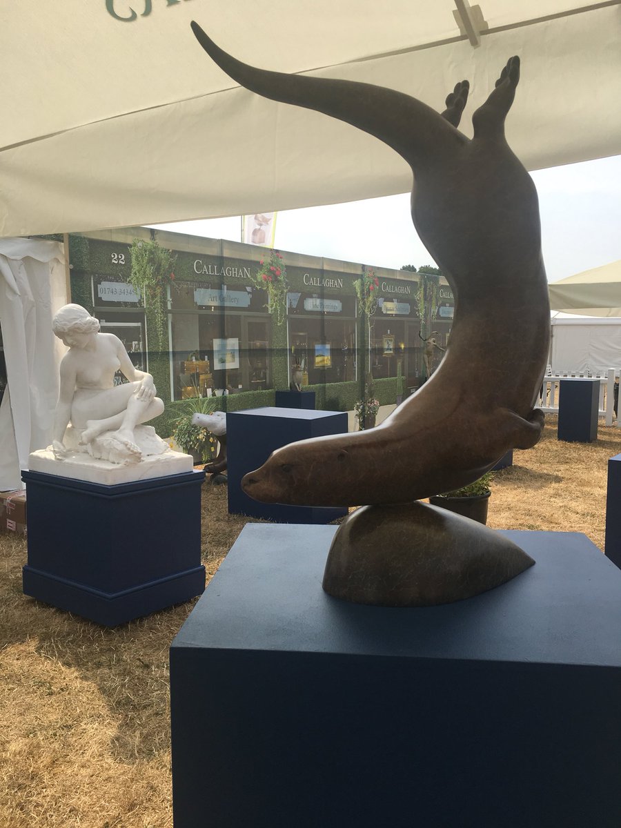 CallaghansArt's tweet photo. Day 2 of set up at @TheGameFair ✌🏻 Up since sunrise in #campcallaghan ⛺️ It’s all coming together ... stay tuned for the final masterpiece ✌🏻 #lifeofanartdealer #teamcallaghan https://t.co/DKagyfp5pm