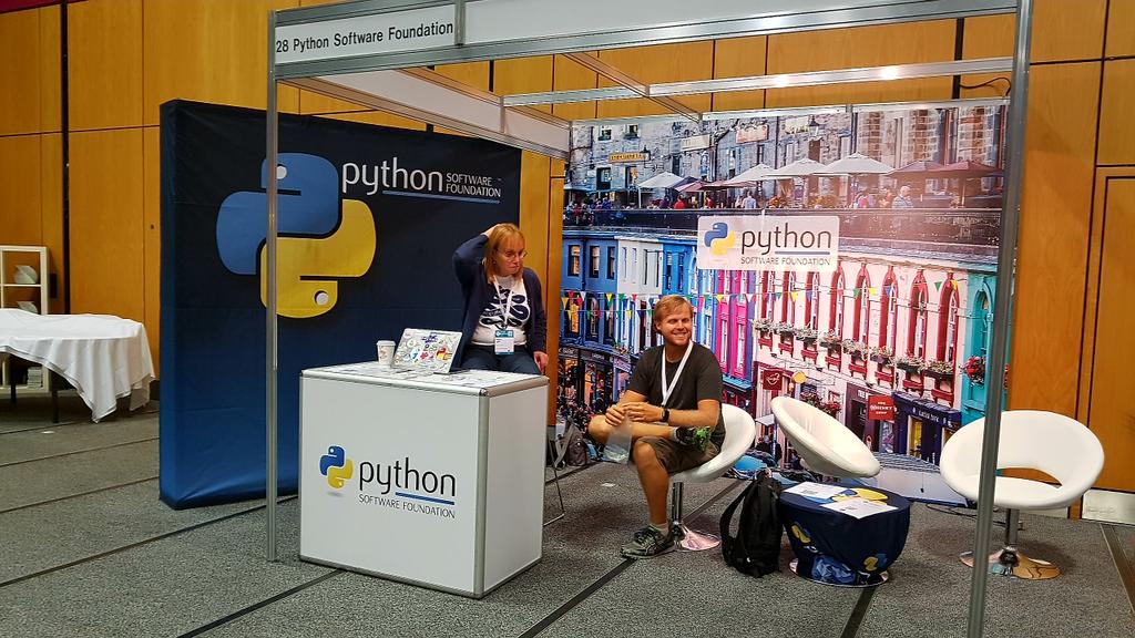 noahcse's tweet image. thank you for your advice, @NaomiCeder 
#EuroPython, #EuroPython2018 ,
#ep2018