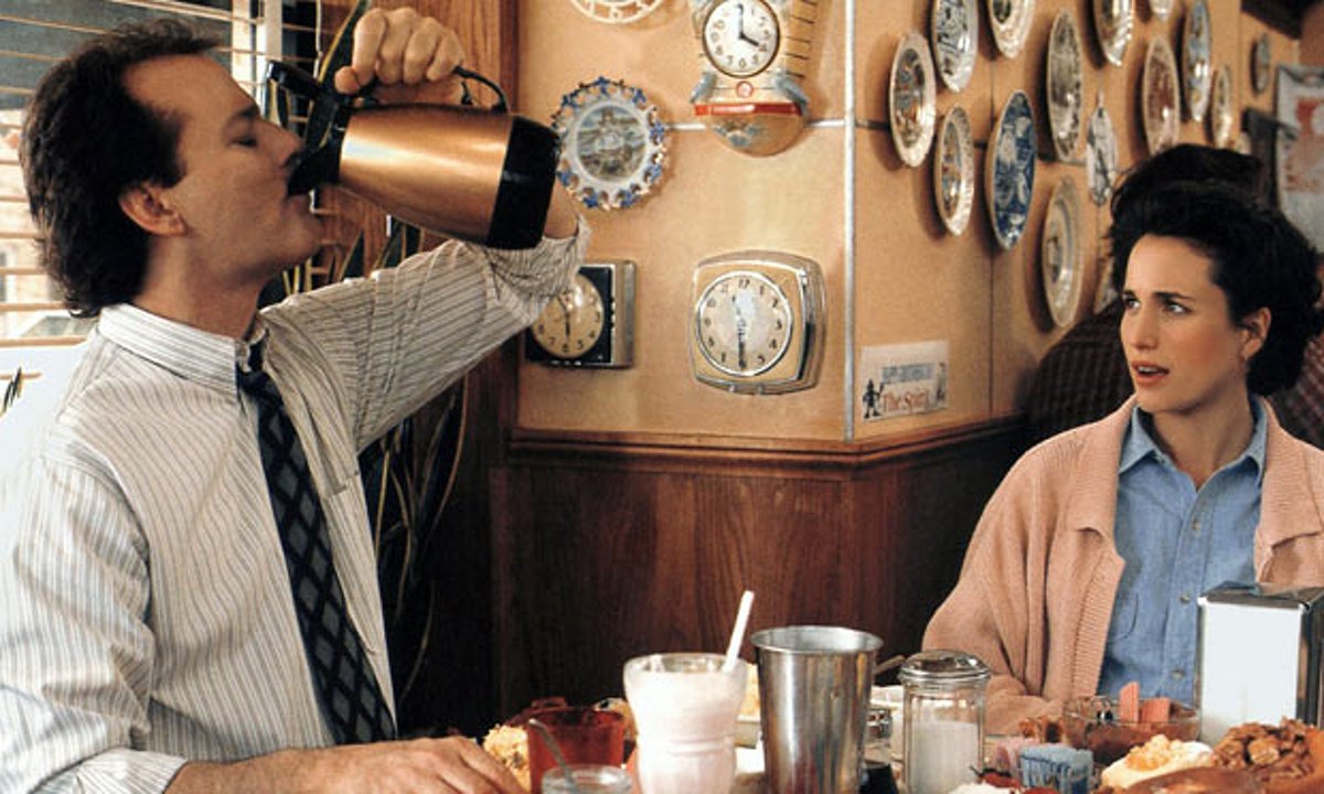 Il y a 25 ans "Un jour sans fin" avec Bill Murray et Andie MacDowell sortait au cinéma #onthisday #timeloop