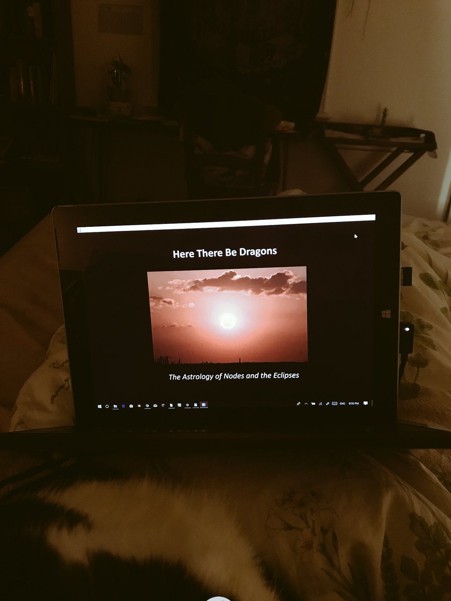 jejunevampyre's tweet photo. learning about eclipses during eclipse season (and not doing any magic cos i don’t wanna become part of #eclipsemagicstories) https://t.co/p5llsXRr7z