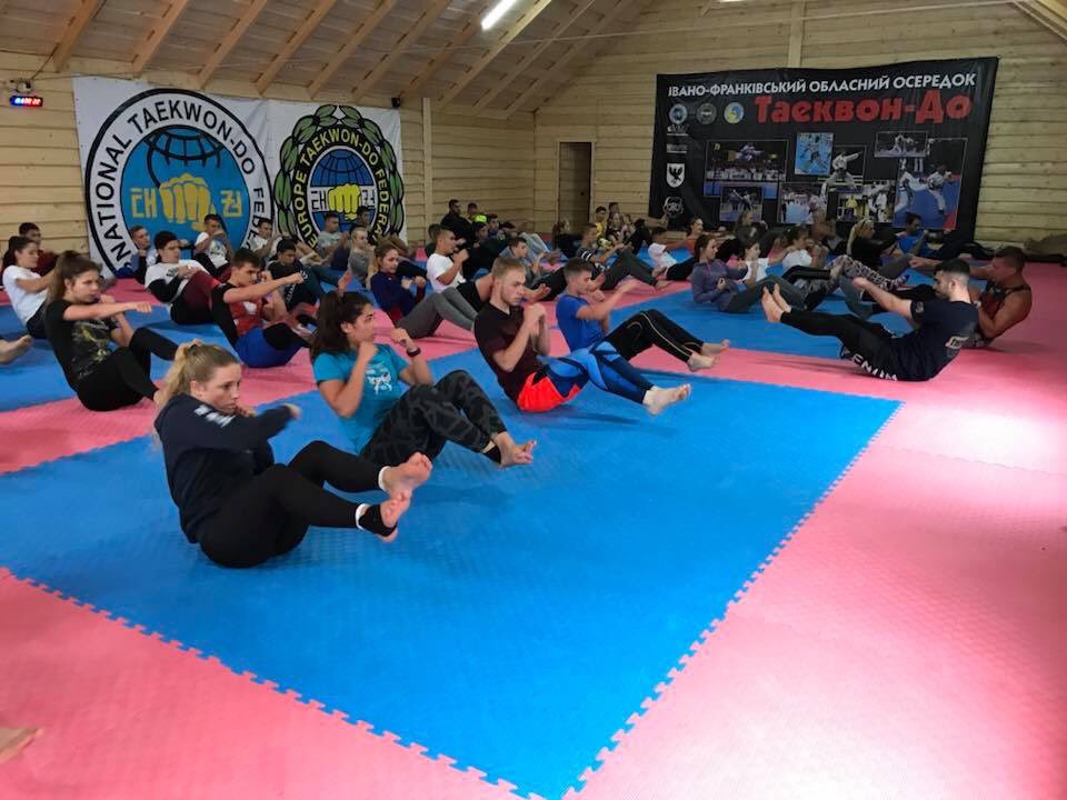 SS_TimKool's tweet image. This week Sabum Tim &amp;amp; Cody are in Ukraine to train with the Solovey family 🇺🇦 This time there are 120 participants &amp;amp; 17 countries! They are having a wonderful time. Hard trainings, high level competitors &amp;amp; great atmosphere 👊🏻🔥