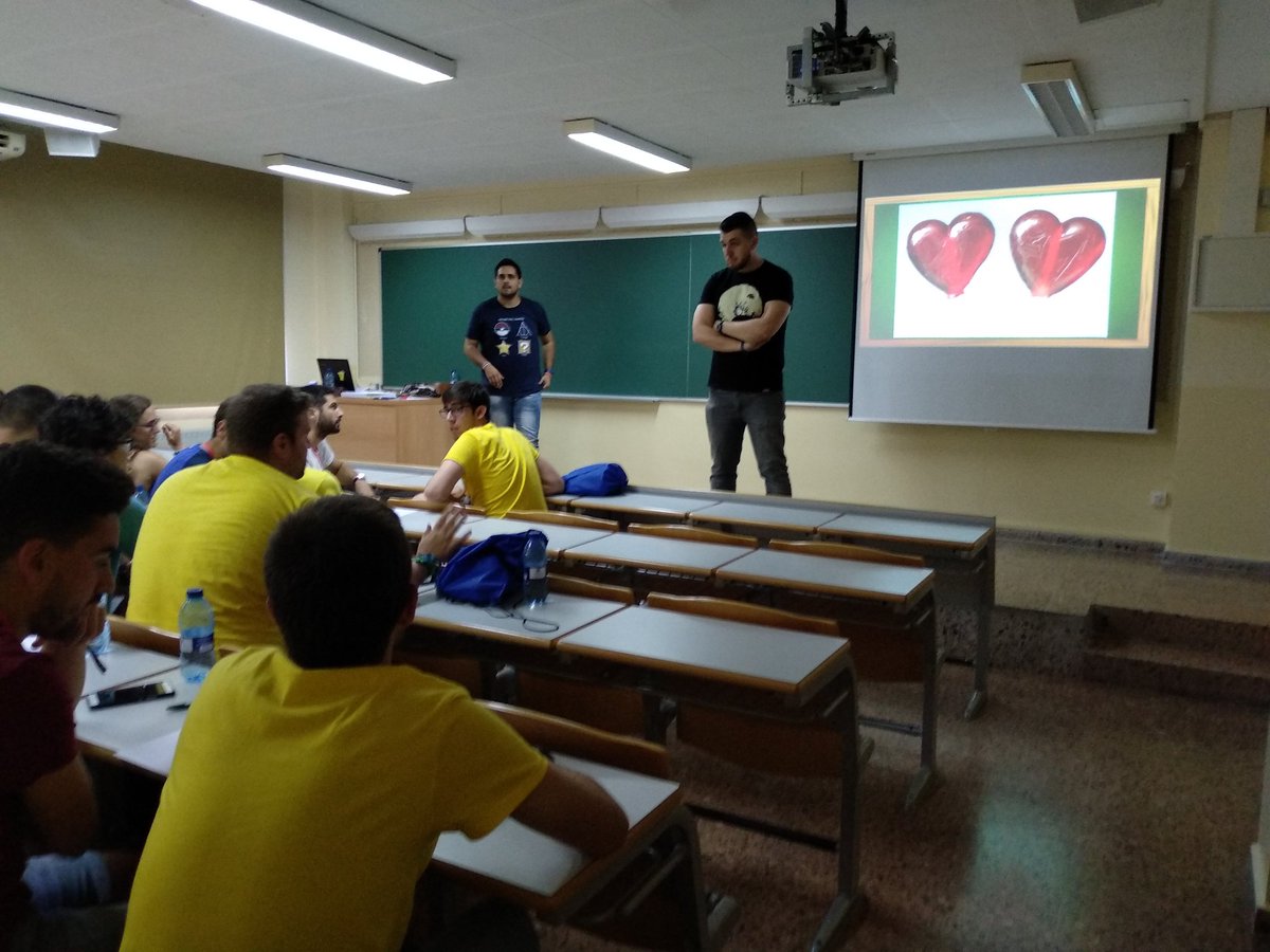 Microcharlas y talleres por la facultad de matemáticas <a href="/FMatemaUV_EG/">Facultat de Ciències Matemàtiques UVEG</a>  #ENEMVal2018