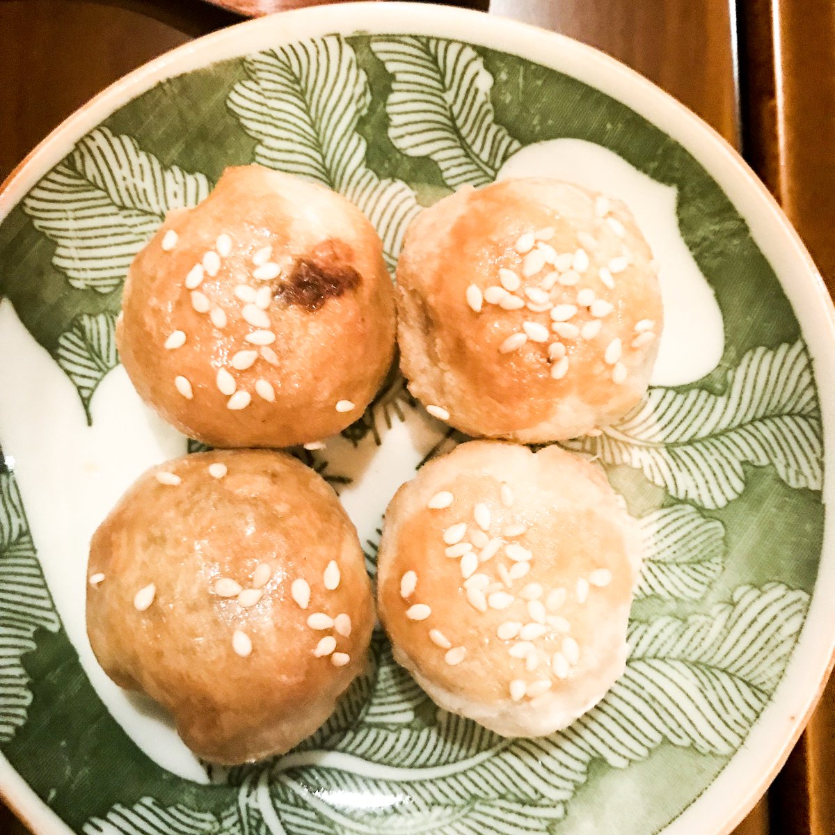 We headed to <a href="/XU_london/">XU Teahouse & Restaurant</a> to try out their #AfternoonTeaCeremony yesterday! This dainty tea is calming + delicious in equal measure. Check out our SquareMeal review of Xu here 👉 bit.ly/2LCV5VH
Yes they are dumplings you see 😍 
#Foodies