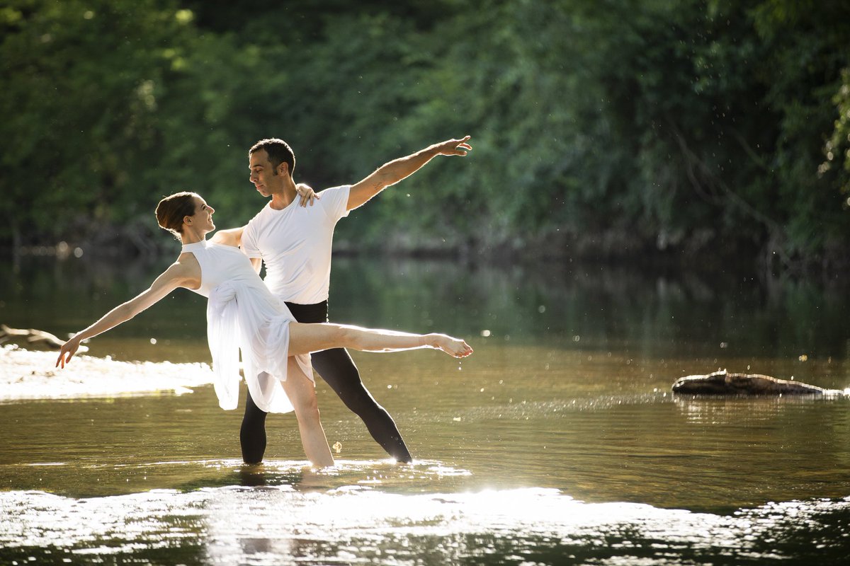 BrandyBallet's tweet photo. Some great shots from our summer photoshoot on the Brandywine River! https://t.co/IRmLSU1gsp
