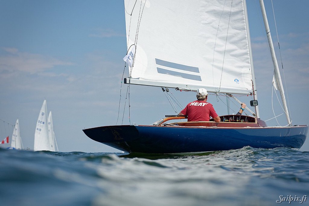 #dragongoldcup2018 fifth day #dragon #racesailing in #helsinki Heat but #nowind Check all photos at sailpix.fi/dgc2018