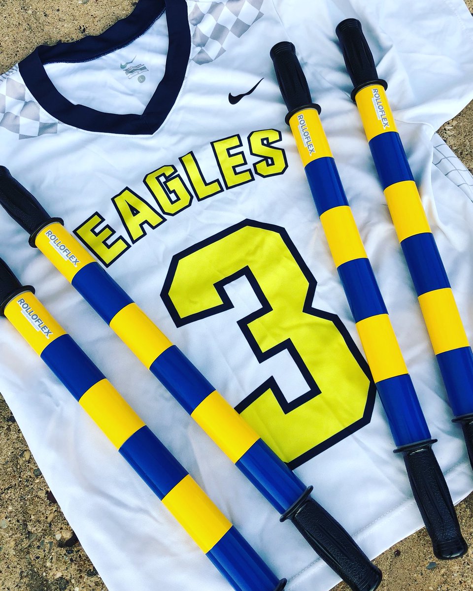 RolloflexFit's tweet photo. 👀 @hhs_eagles is about to be styling in the athletic training room this year! 🔥 🔥 🔥 🔥 Rollout and recover young bloods! #muscleroller @HudsonvilleHS
Get custom muscle rollers for your team or program by clicking on the link in the bio or going to https://t.co/ooIy9RN40Z https://t.co/SSJ2y7Y8hq