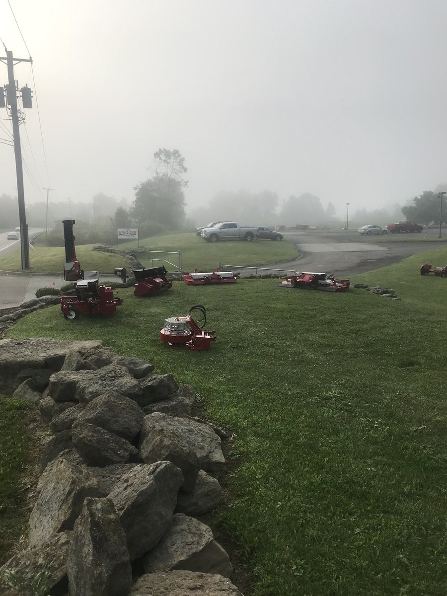 Andyb0930's tweet photo. All set up and ready to roll for the open house with @ventrac we have 10+ attachments to run and try.  The #boommower #powerrake #turbineblower #powerbucket #stumpgrinder #collectionsystem #ssv #tiller https://t.co/3AfmiifDNf