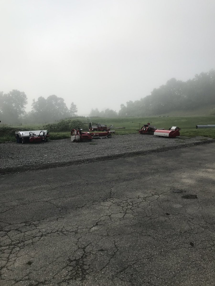 Andyb0930's tweet photo. All set up and ready to roll for the open house with @ventrac we have 10+ attachments to run and try.  The #boommower #powerrake #turbineblower #powerbucket #stumpgrinder #collectionsystem #ssv #tiller https://t.co/3AfmiifDNf