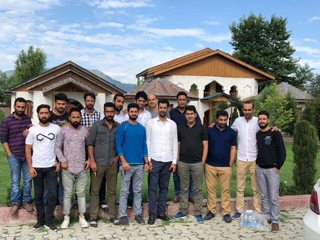 IqbalSideeq's tweet photo. Youth people's conference meeting. https://t.co/3dhevQJE0V