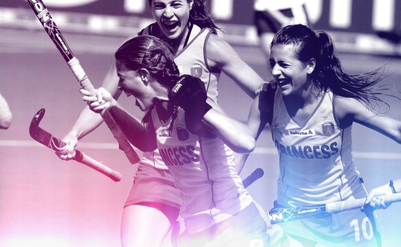 thedragflick's tweet photo. #ESPvsRSA FT Score : Woohoo! Spain on Fire as they thrash South Africa 7-1 on #DayFive of the @Vitality_UK #HWC2018 

🇪🇸 02' 48' Lola Riera 
🇪🇸 11' Berta Bonastre 
🇿🇦 35' Kara-Lee Botes 
🇪🇸 37' 42' Carlota Petchame
🇪🇸 45' Carola Salvatella 
🇪🇸 55' Begoña Garcia https://t.co/ifxsZeGMlp