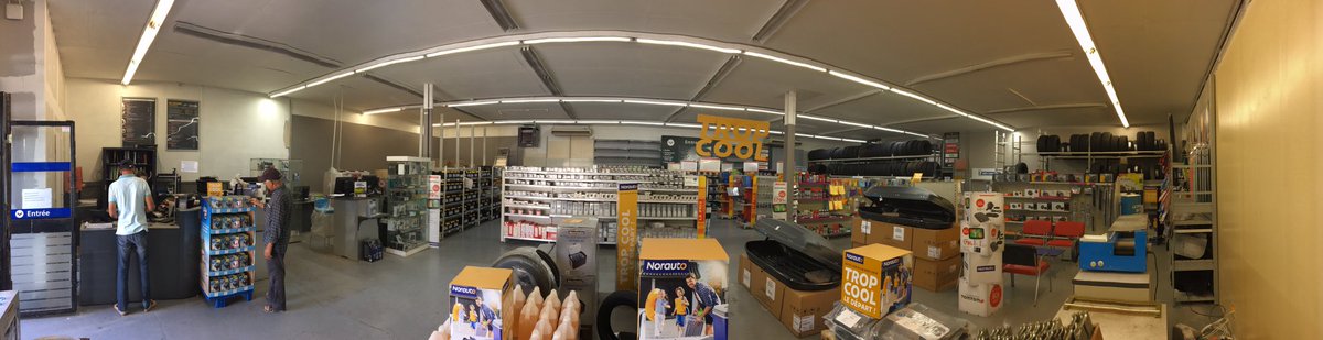 Gaius6's tweet photo. #NorautoApt 👏👏 aux équipes merch qui livrent aujourd’hui un superbe magasin aux clients et aux équipes de Michel. Voilà un avant / après https://t.co/5AUecAtERu