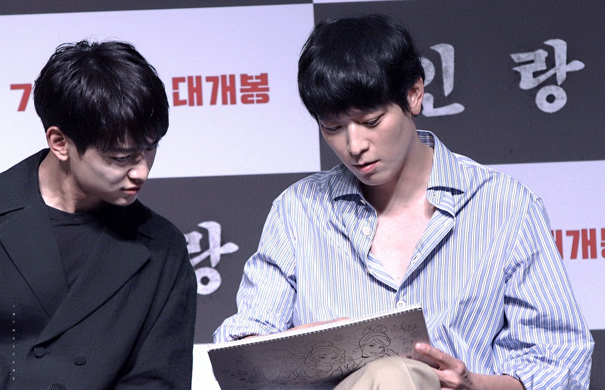 180723 #인랑
잘생긴 사람들 보면서 머리가 좋아지는 영화 인랑 보러 가세요~!
#강동원 #최민호 

t1.daumcdn.net/cfile/tistory/…
t1.daumcdn.net/cfile/tistory/…