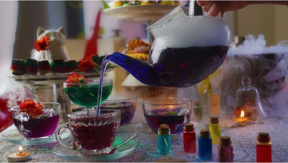AscendAmerica's tweet photo. ‘Alice in Wonderland’-themed pop-up cocktail experience brings the Mad Hatter to Brooklyn....Make your own cocktails with Alice in Wonderland characters.... Can this neighborhood get any cooler? #williamsburg #260kent #eb5
https://t.co/G8mA0wkZct https://t.co/fxkQfzXaou
