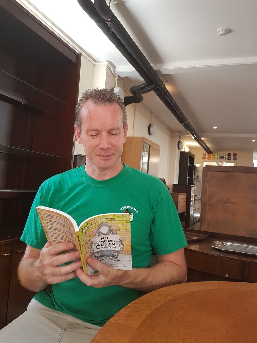 EmmausCambridge's tweet photo. #NoHomelessProblem is a collection of poems written by Emmaus #Cambridge companion Séamus Fox, giving 44 formerly homeless people a way to share their struggles and experience of #homelessness.
Thought-provoking, disturbing and enlightening.
Buy: https://t.co/fFj2rVnnyb https://t.co/OePUMBcN0X