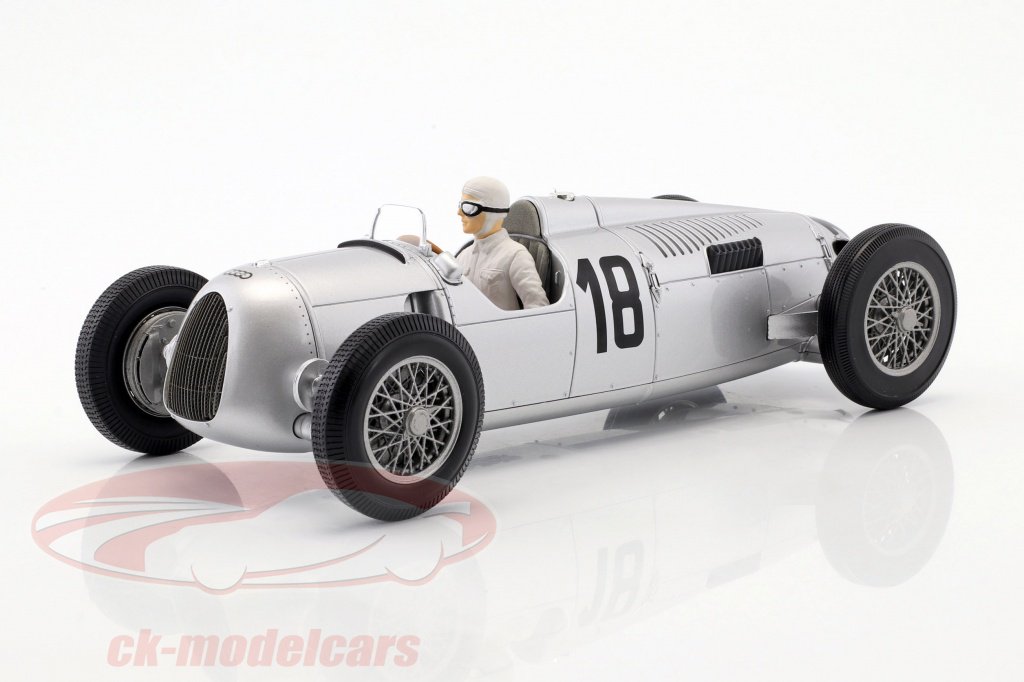 CkModelcars's tweet photo. Zwei #Modellautos / two #modelcars scale 1:18 zum #ThrowbackThursday #Throwback: #Audi #TypC #F1 1936 #Eifelrennen #Rosemeyer / #Budapest #Stuck limited Editions #diecast by #Minichamps now in stock, visit https://t.co/6H53HKahaJ https://t.co/4NUaSrD8BD