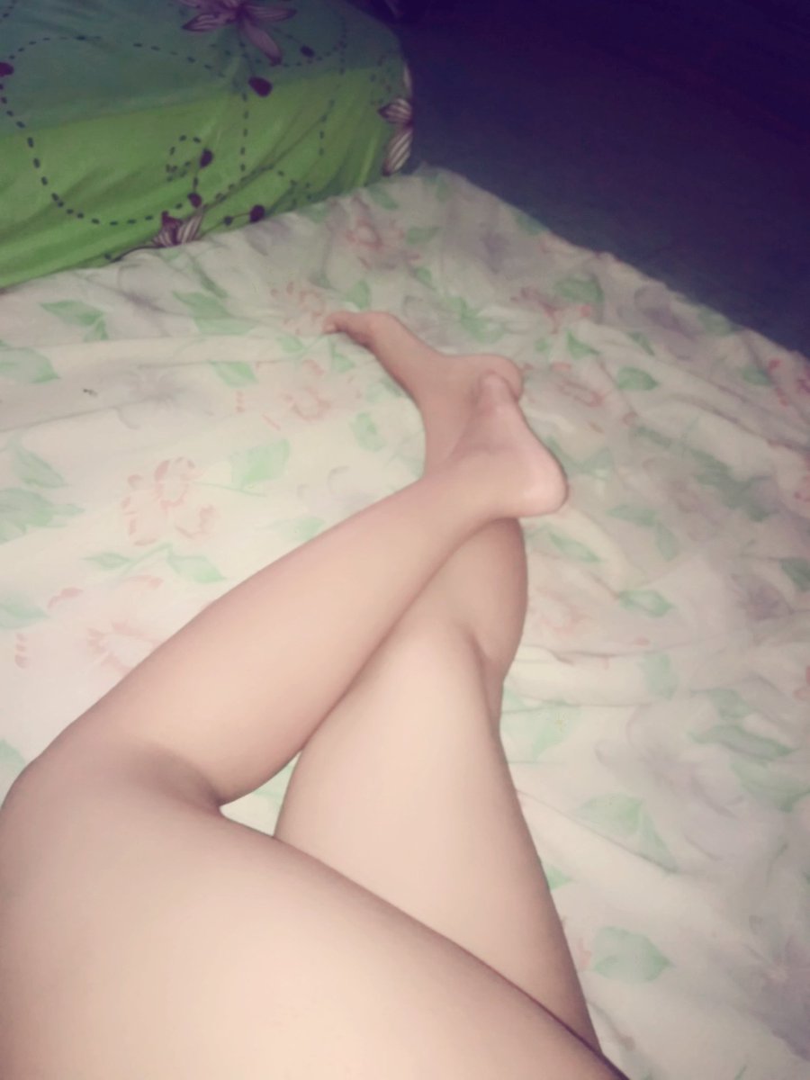 IndahStroberi's tweet photo. Pengen di belai https://t.co/1qvoVg40Ep