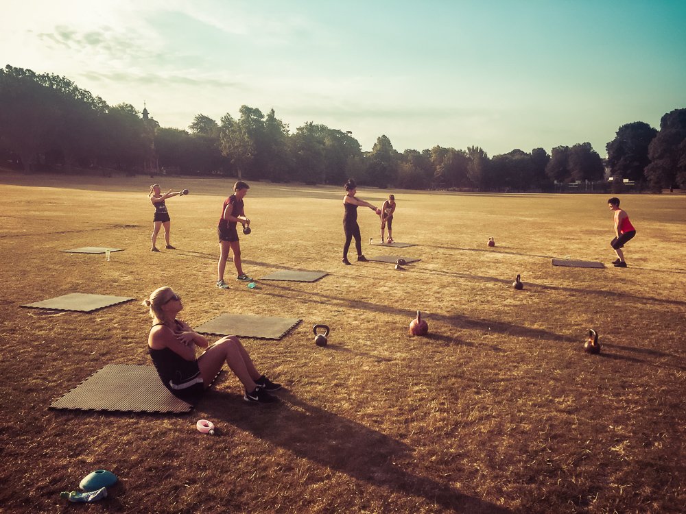 StrideFit's tweet image. A sunrise with ‘bells on. Another gloriously toasty early morning kettlebell session. A BIG focus this week on core and shoulders as we wheeled out the k’bell power-move the Turkish Get-up
-
-
#stridefit #brighton #hove #bootcamp #park #kettlebell #core #fitness #training
