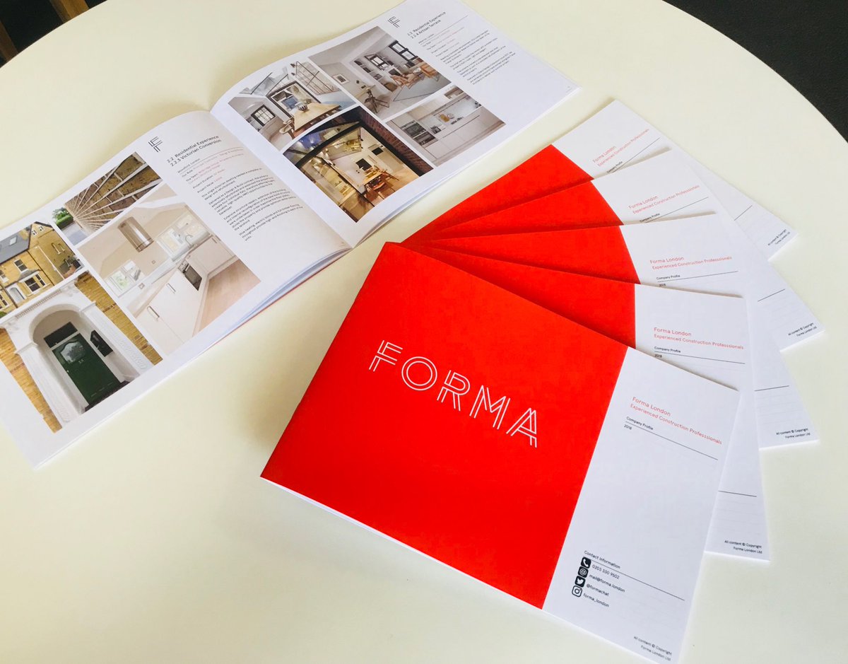 Formachat's tweet photo. Suns out...new brochure out! ⁦⁦⁦@Promoworx⁩ thanks so much for these they look amazing like the work inside 😁 https://t.co/xtZZnvsnQj