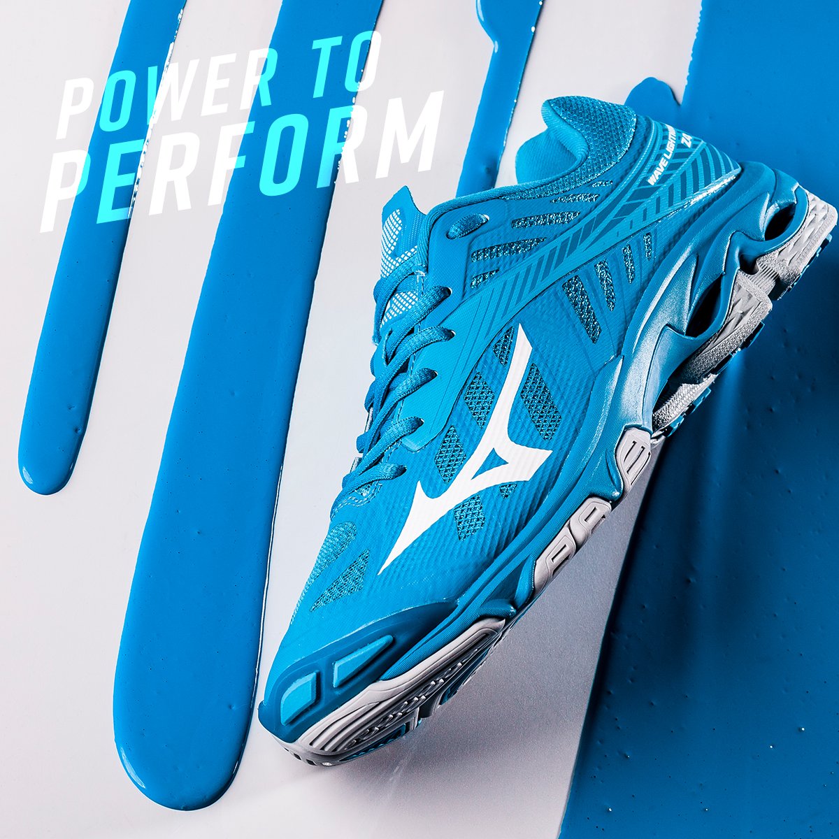 mizuno wave lightning 2018