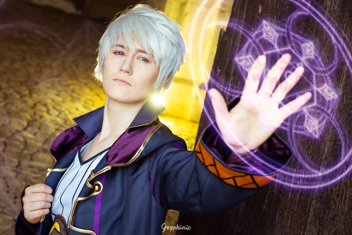 teamjasinic's tweet photo. "Is everyone here a Hero summoned from somewhere else?."

Did an early morning shoot to avoid the heat and here are the first results! Much more to come!

Costume sponsored by @miccostumes
Robin is @Jaselant
Photos &amp; edits by @Gryphinic 

#FireEmblem #Robin https://t.co/AUAgM90zhm