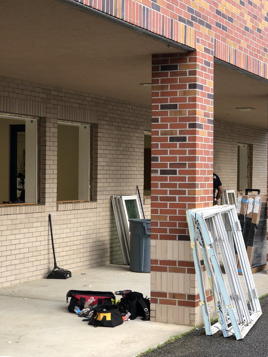 MilfordMS's tweet photo. Sneak peek. New windows being installed today #MMSRenovation2018 https://t.co/uGORsllElZ