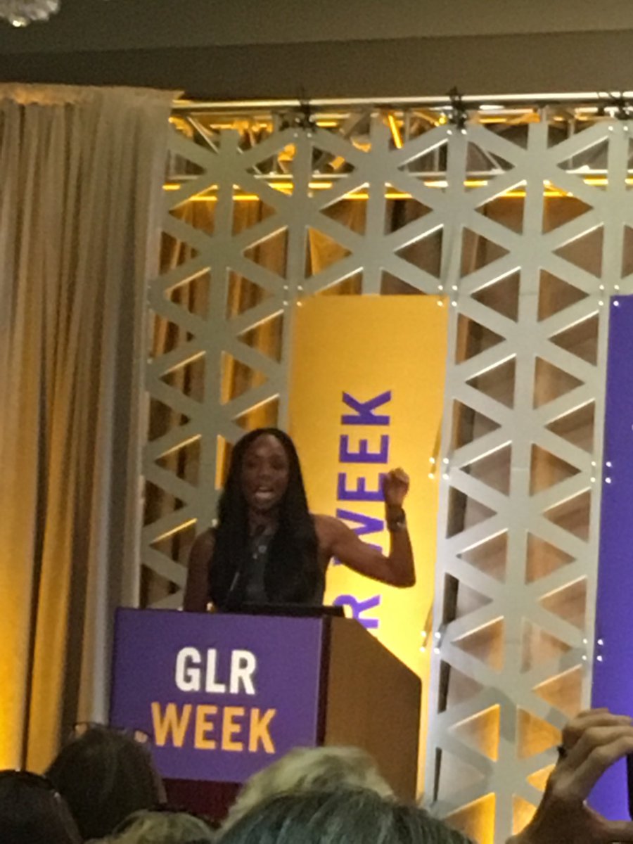 JillPereiraUW's tweet photo. Dr. Nadine Burke-Harris “I am a woman on a mission and want to see all pediatrician offices in the country using a routine ACE screener.” #GLRWeek2018 ⁦@UnitedWayGLV⁩ https://t.co/r8EB2rT1R3