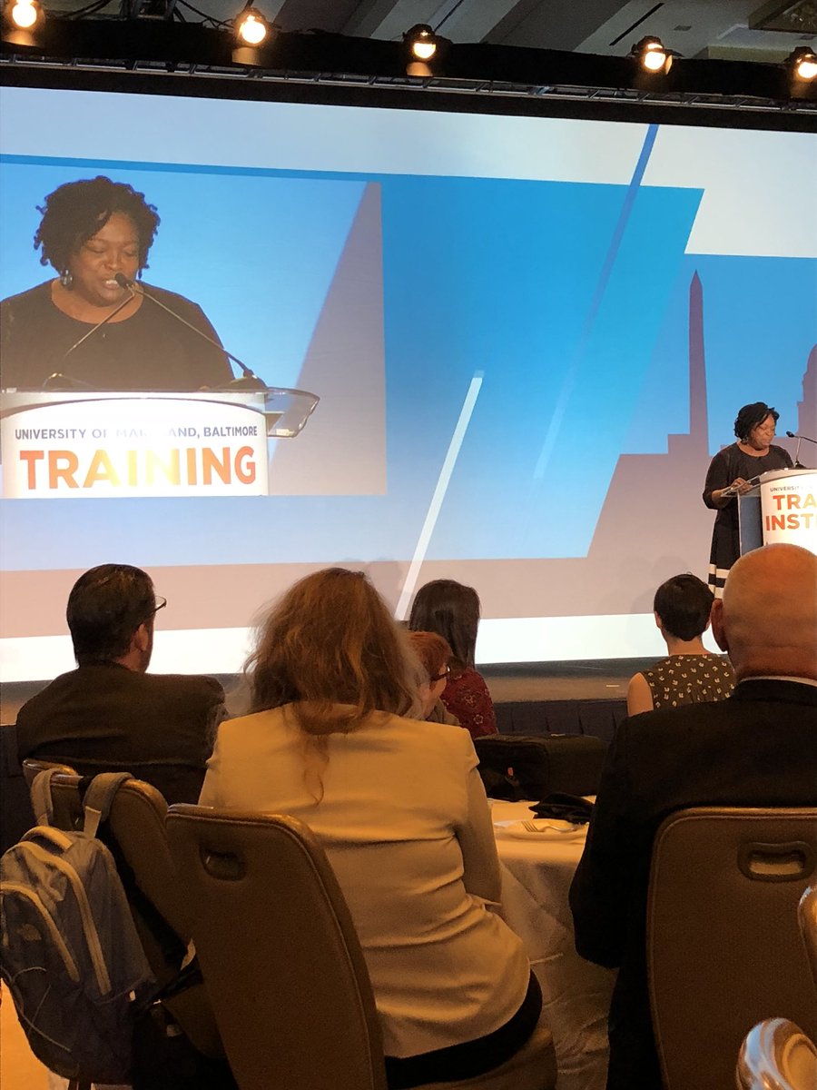 trilletje's tweet photo. “Systems cannot replace parents” - Gail Avent so let’s empower our parents! #LEADINGCHANGE2018 @InstituteUMSSW @UMSSWInstitutes https://t.co/Gv8WL1ohQf