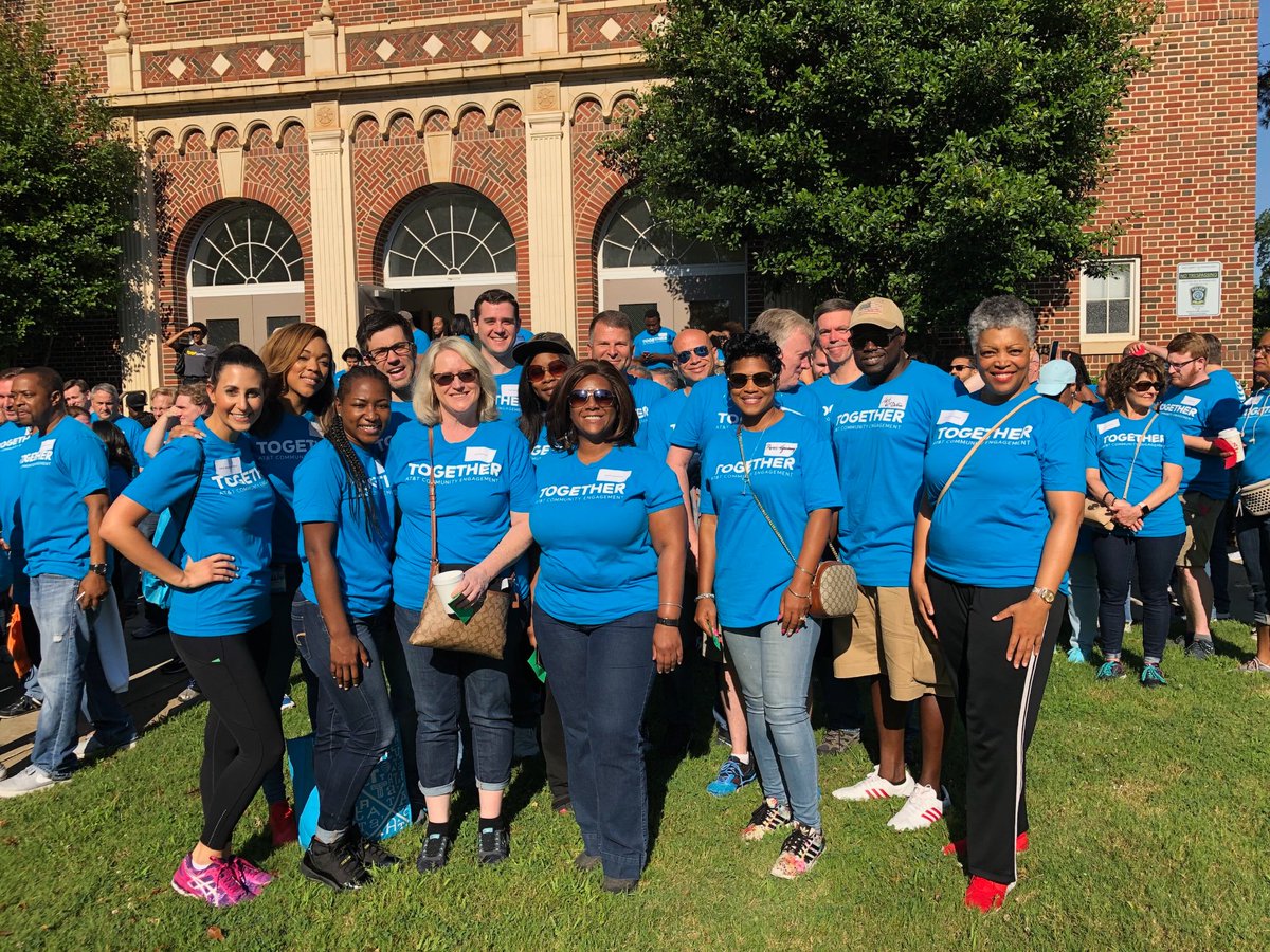 Sara_MarieZ's tweet photo. #TuggleNation representing! #ATTimpact #WEAREATT https://t.co/gt1UCI8SG4
