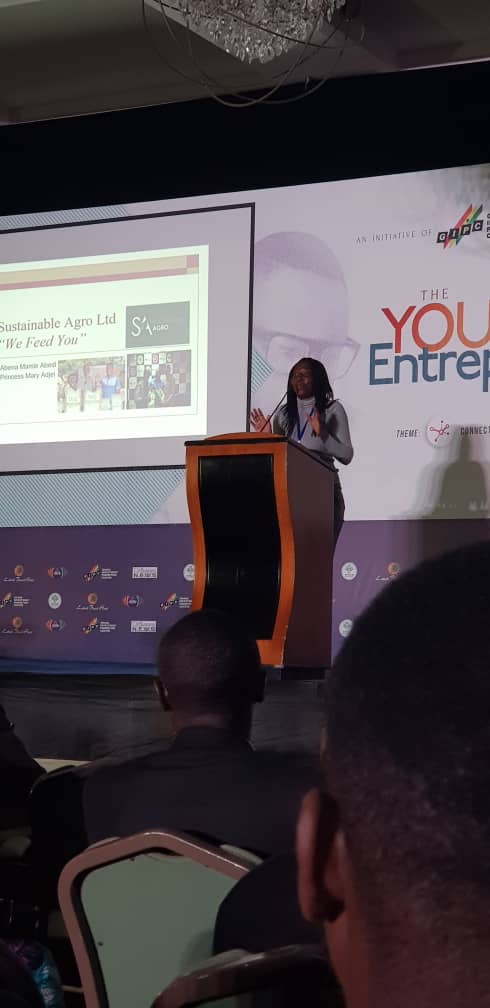 mngyenfi's tweet photo. Welldone Princess Mary Adjei of @DUQRICE.Adding value to rice production in Ghana by training farmers on best irrigation practices for healthy crop turnout 
@KojoAB 
@gipcghana 
#GIPCYEF2018 
#YoungEntrepreneursForum18 https://t.co/sSkdLrFghg
