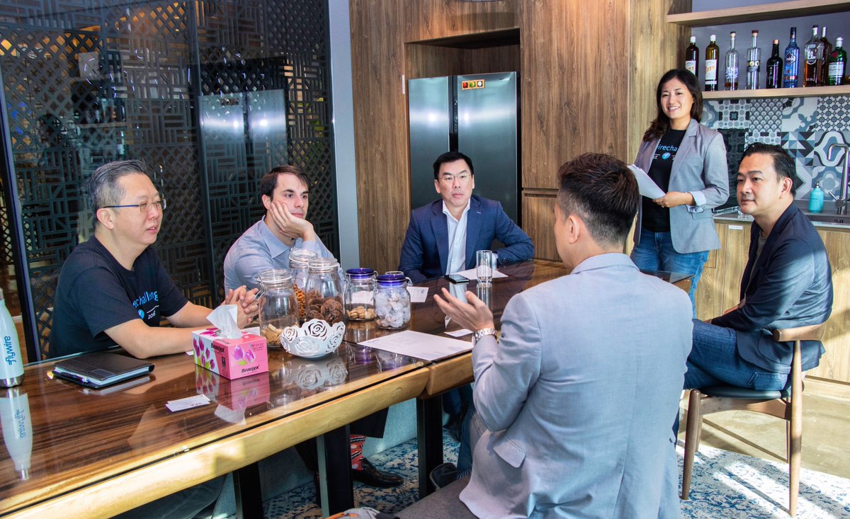 Flywire's tweet photo. We had an amazing pitch day for the #FlywireChallenge with a lot of innovative ideas, and animated Q&amp;A with the judges. Thank you to all of our finalists for presenting. Who will win? Find out more on during our Awards Day on August 17! #sgfintech #singapore https://t.co/lkWJmor0yc