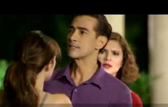 midnightrix's tweet photo. "Ano to? Bat may mga pasa ka? Si Adrian may gawa nito no?. Napakawalang hiya talaga ng lakaking yun!" -Virgilio
Me: SI PAUL PO MAY GAWA NYAN BWISETTTTT!
#ArawGabiForgiven https://t.co/DJ5BVsNPm3