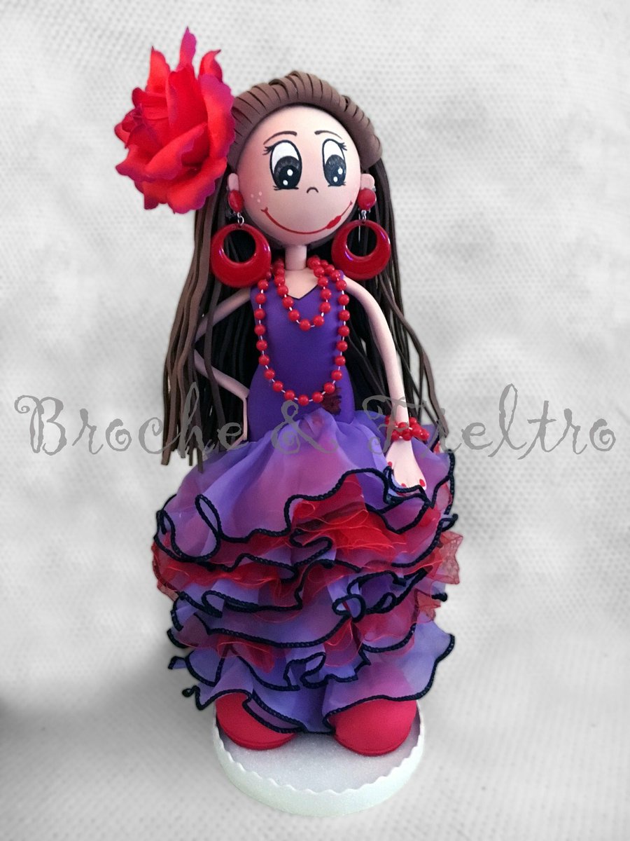 brocheyfieltro's tweet photo. FOFUCHA FLAMENCA #fofucha #hechoamano #gomaeva #flamenca #regalocumpleaños #hechoconamor https://t.co/rSWdEot7OF