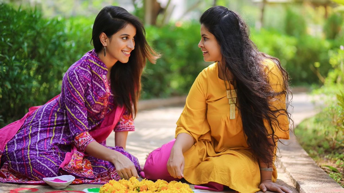 Indian lesbians video 6