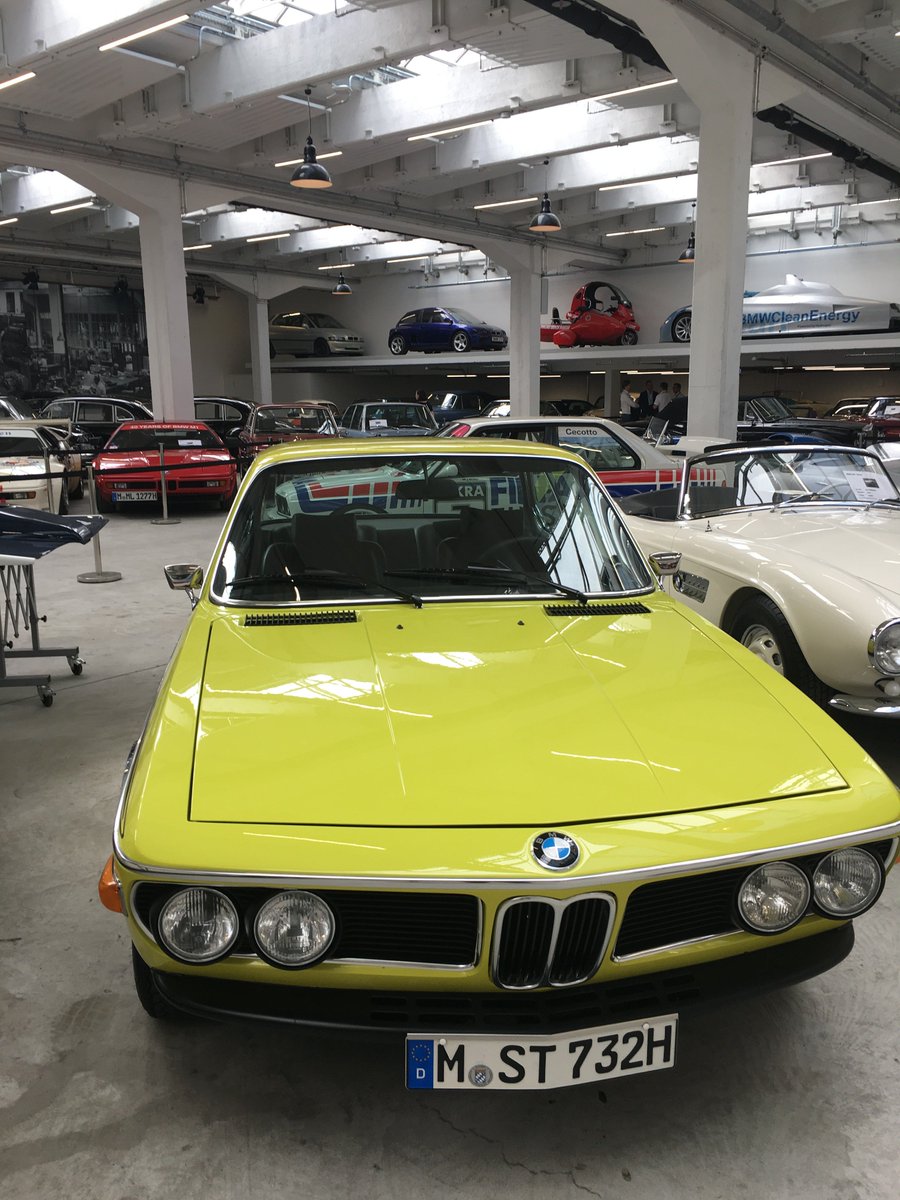 TatianaVoytsenk's tweet image. BMW car lovers&apos; paradise #SAPCXDAY #SAP_CX #BMWClassic