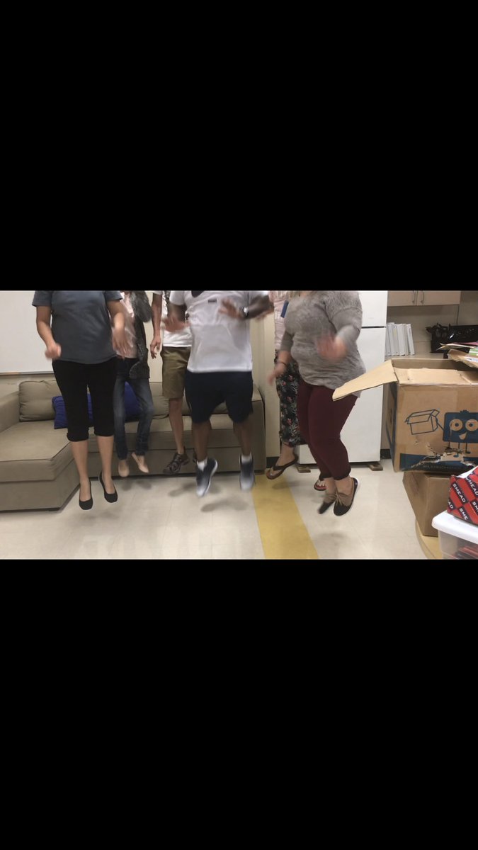 MsThornton4's tweet photo. Jump around! #bisonmane #TheBisonHerd https://t.co/lYrz82HgcG