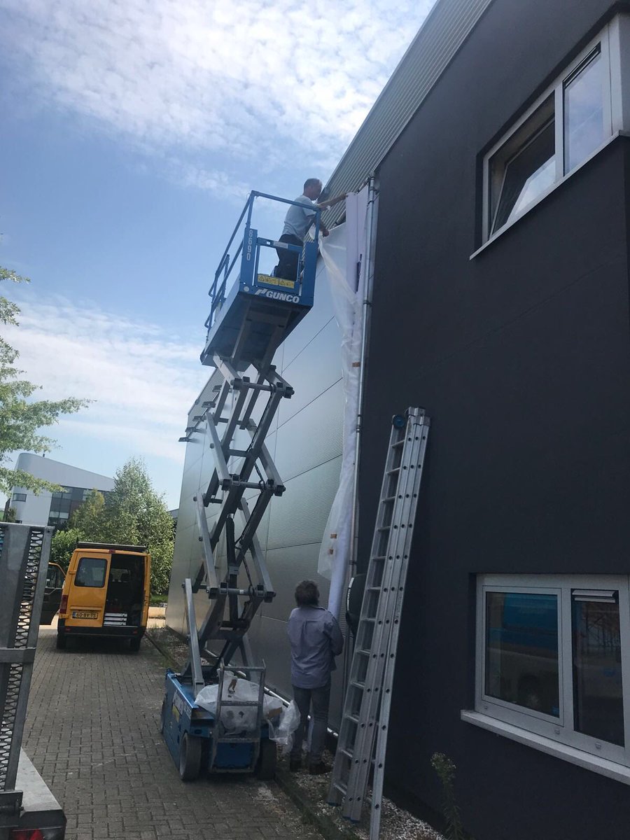 Wij gaan verhuizen! Inmiddels is de verhuizing in volle gang. Maagdenburgstraat 16, here we come! #steq #mbs16