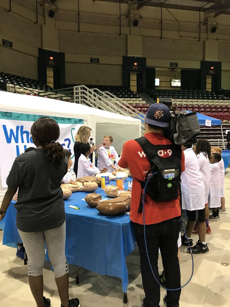 HeartOfGWR's tweet image. Thank you to @andihauser and @greatdaywash for visiting us this a.m. at our hands-only CPR demo at #thingamajig! @wusa9 @ymcadc #gwriswhy #hearthealth