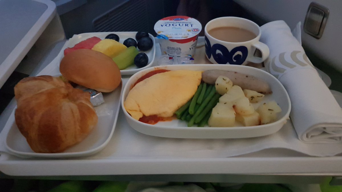 Pimpmyp's tweet photo. #paxex @RunwayGirl flew #finnair BC last night Singapore to Helsinki! Finally got to fly long haul on a seat I was in development with 3 years ago! Not sure about the airbag seat belt though! Great food and service onboard still feel jet lagged though! https://t.co/wiAg76MhvJ