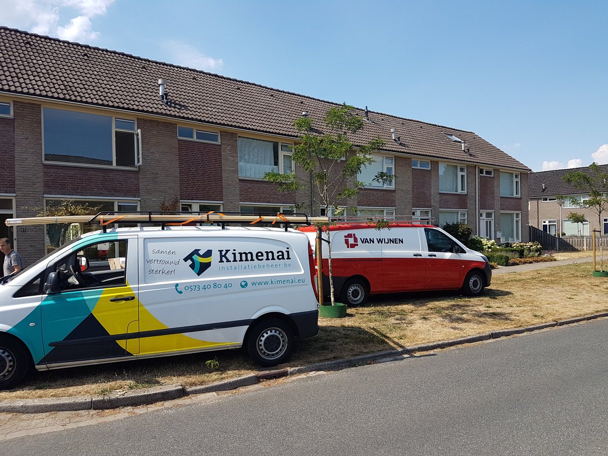 SpeltPeter's tweet photo. Renovatie BKT voor @MVGMvve in #Haaksbergen vordert met kwaliteit voor de klant. @VanWijnenGroep heeft " oog" voor de #medewerkers #diehetdoen @HMennega en #Kimenai. Samen, vetrouwd, sterker. #opherhaling #39C° https://t.co/WHljUPwoDH