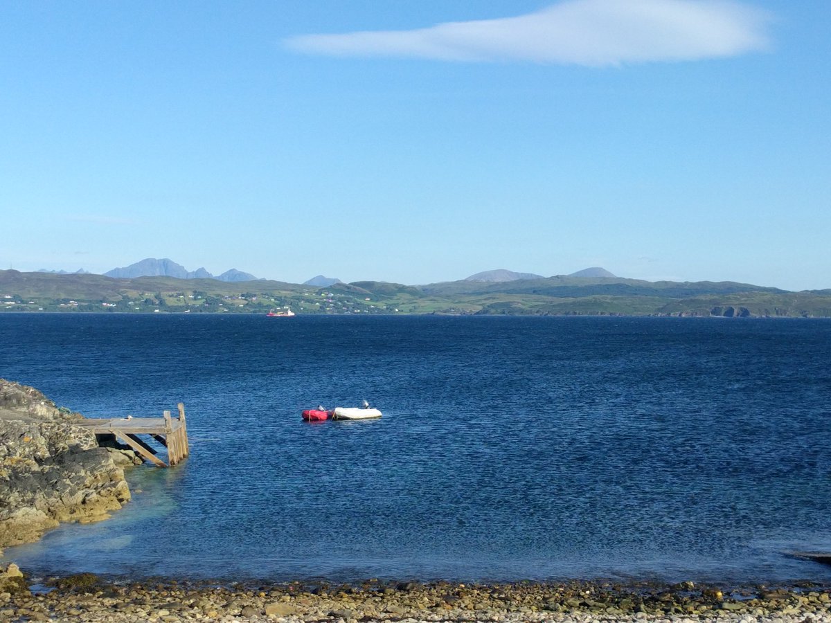 Alex_Doune's tweet photo. Bet the cool Scottish sea looks pretty inviting to you all down in the sweltering south! Think I might go for a wee dip for a #thesisbreak this afternoon... #Knoydart #heatwave #phdchat #phdlife https://t.co/KDUb6CQi9j