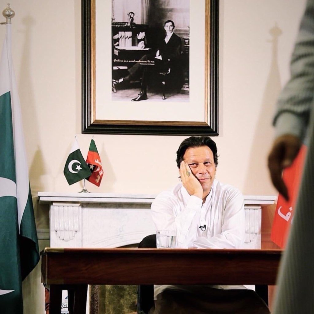 RabiaAnumm's tweet photo. Imran khan before the Victory Speech. https://t.co/xqp3wQ6FGw