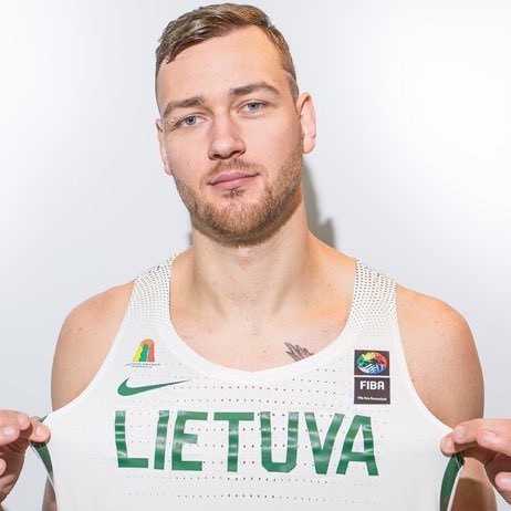 DLScoaching's tweet photo. With the #212 pick in the 2018 #INTLHoopsDraft2 Dinamo Hounslow choose Donatas Motiejunas https://t.co/MbZnkF6NEX