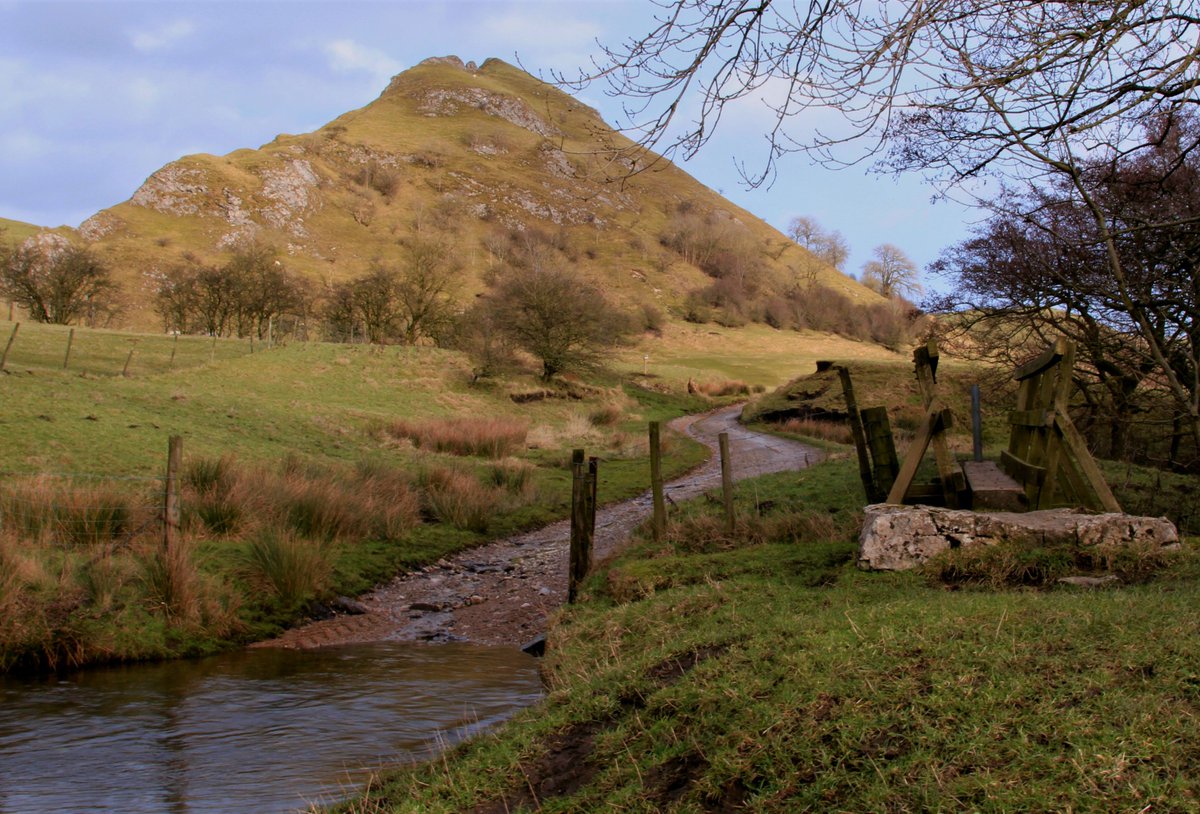 And, while we're at it, I conquered some 'Dragons' in the Peaks for <a href="/TGOMagazine/">The Great Outdoors</a> back in June too pocketmags.com/tgo-the-great-…