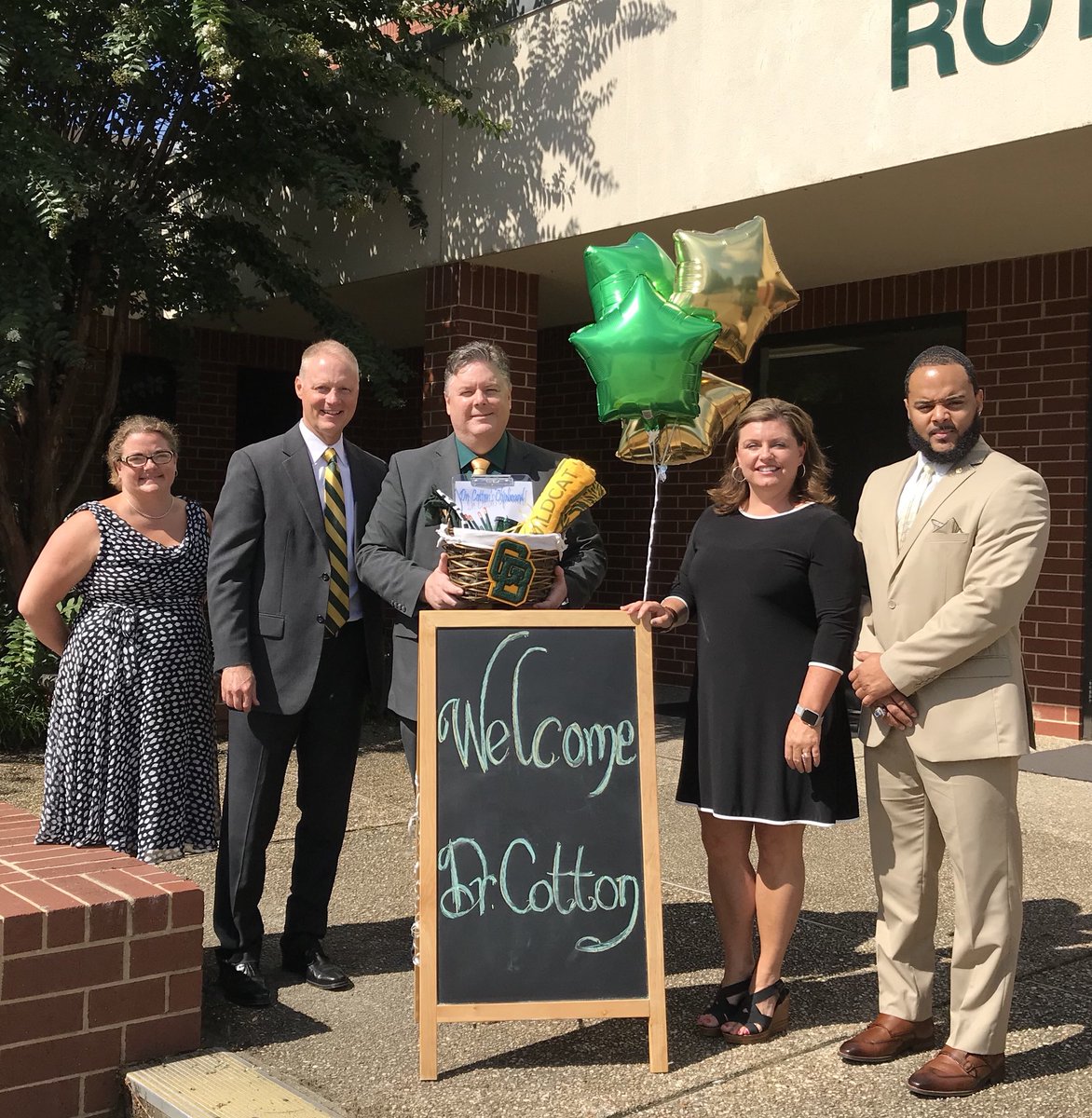 Gbhwildcats's tweet photo. Glad to have Dr. Cotton back home!  Thank you for spending time at GBH this morning. https://t.co/XxUze4v2qj