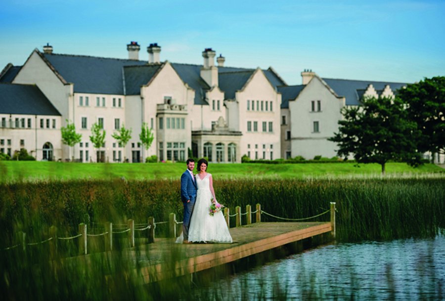 Summer Loving at Lough Erne Resort gettingmarried-ni.co.uk/summer-loving-…