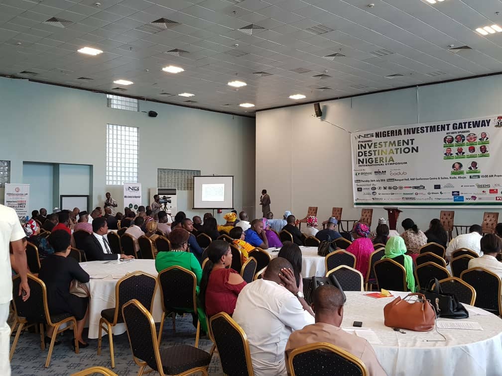 CodubGroup's tweet photo. Jermaine Edward, chairman British International Institute for leadership &amp; Management(BIILM),speaking at the Investment Destination Nigeria International Symposium. https://t.co/LwSP1Hh1A9